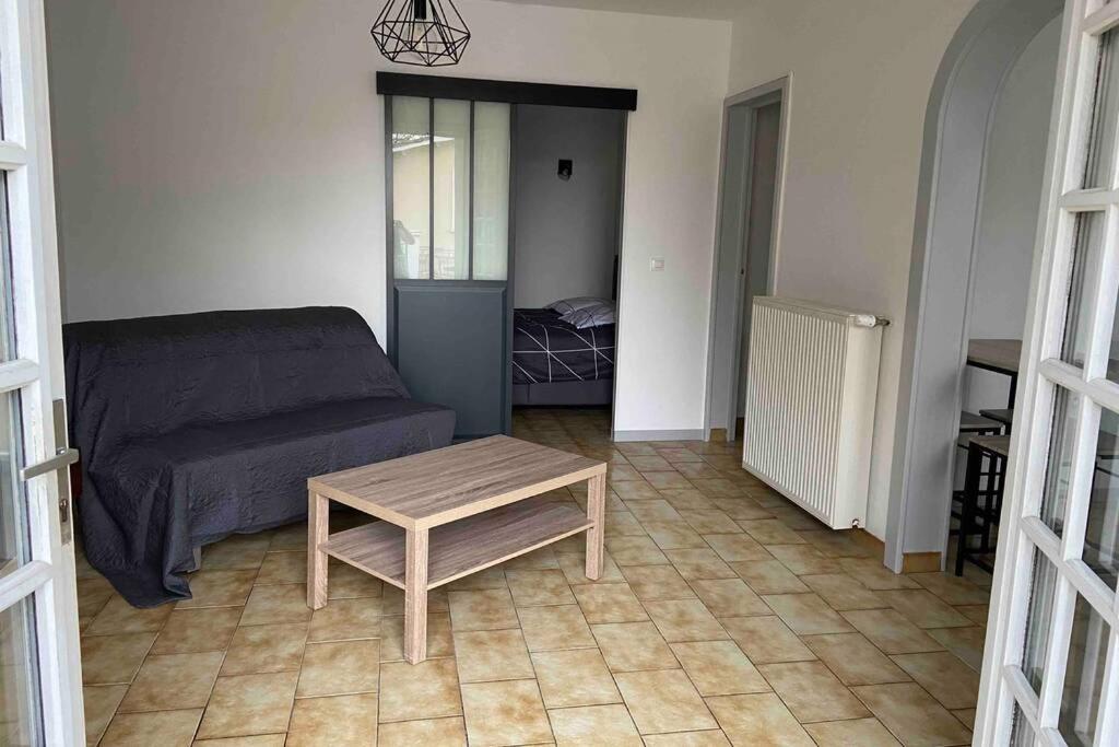 Appartement Chaleureux Au Coeur D Un Village Classe Villebois-Lavalette Zewnętrze zdjęcie